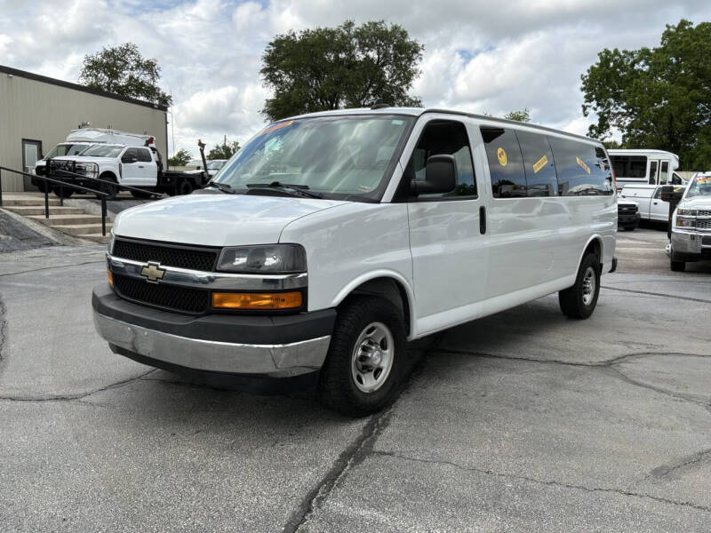 chevrolet express passenger 2018 1GAZGPFG4J1287704 image chevrolet express passenger 2018 1GAZGPFG4J1287704 image